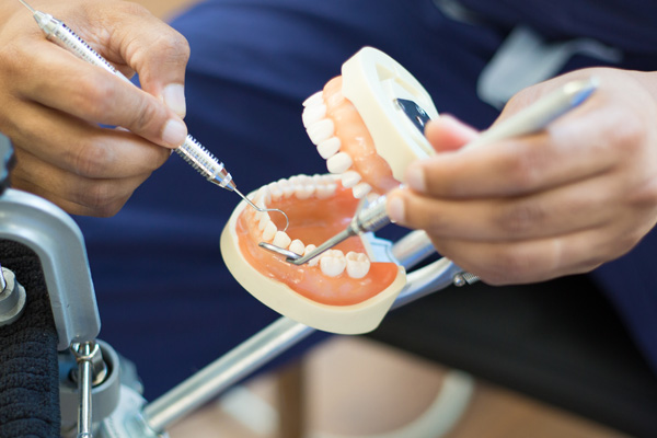 best facility dental clinic  at  Sri Vari Dental Clinic